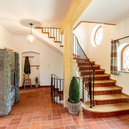 Landhaus Karbach Komplett Oder Einzelne Wohneinheiten Villa Inkl Sauna Bzw Waldhaeuschen Hirten Exterior photo